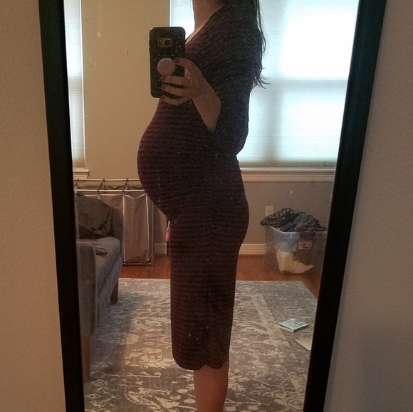 5 maternity dresses - Picture 2 of 3